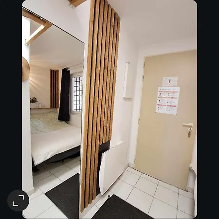 Studio Refait A Neuf Vue Esterel Partielle Mer Appartamento Saint-Raphaël
